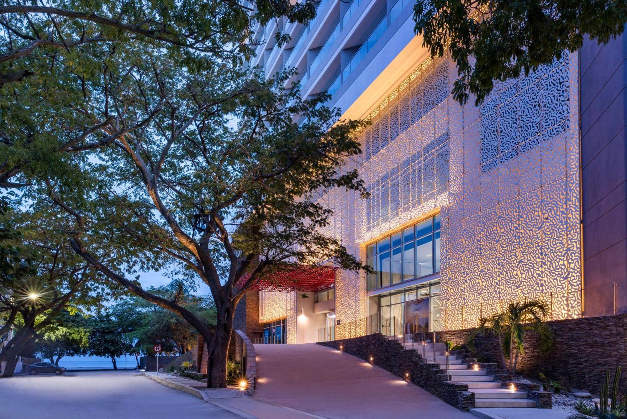 Hilton Santa Marta Hotel Екстериор снимка