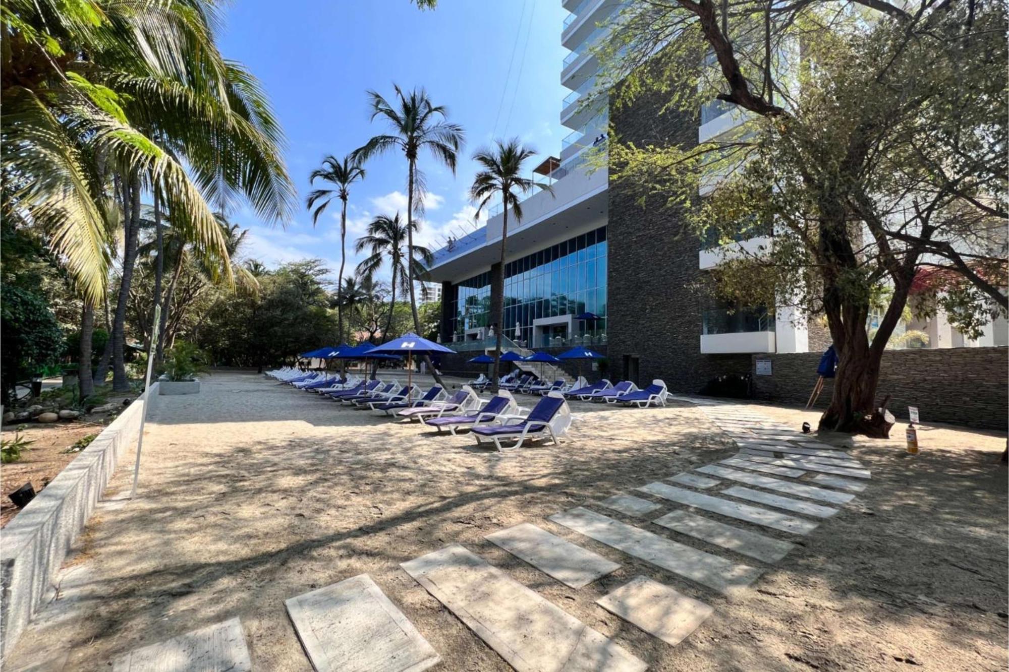 Hilton Santa Marta Hotel Екстериор снимка